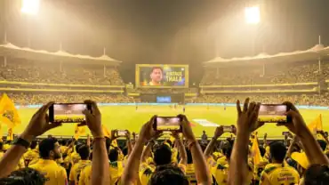 MS Dhoni hitting a massive one-handed six against Delhi Capitals in Vizag. Representative Image