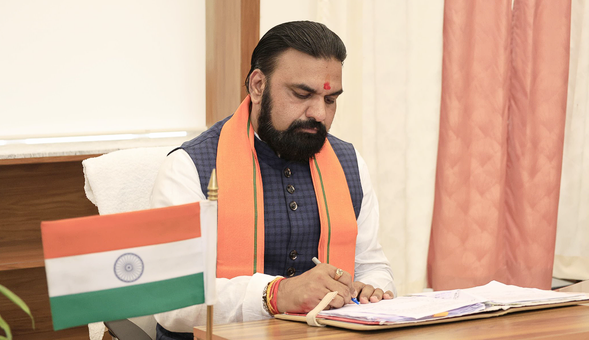 Samrat Choudhary taking oath as the Chief Minister of Bihar at Lok Bhawan, Patna on April 15, 2026. Image Credit: @officecmbihar